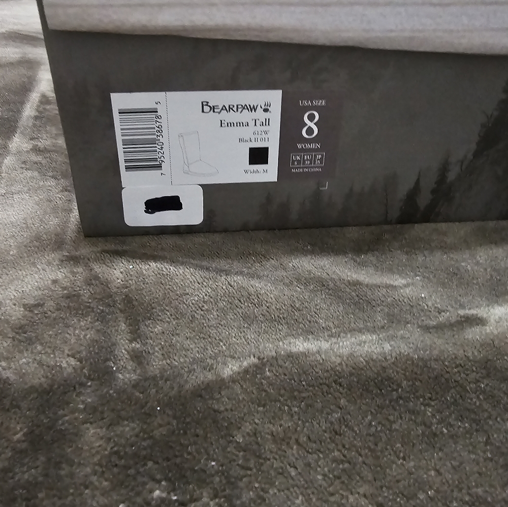 Bearpaw tall black boots - Picture 3 of 6